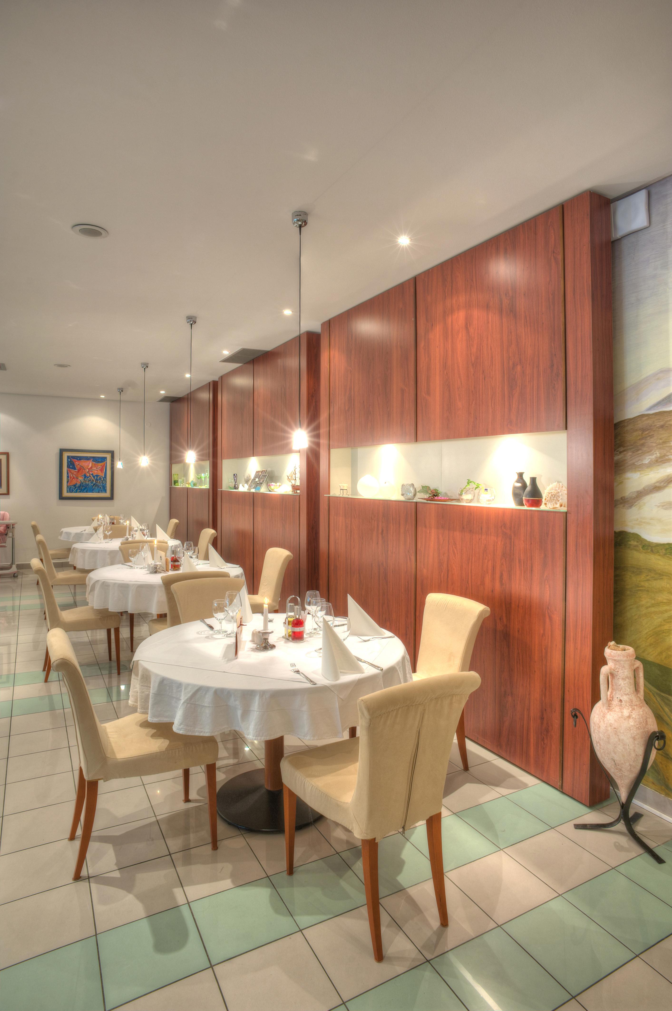 Hotel Rivijera Petrovac Ngoại thất bức ảnh