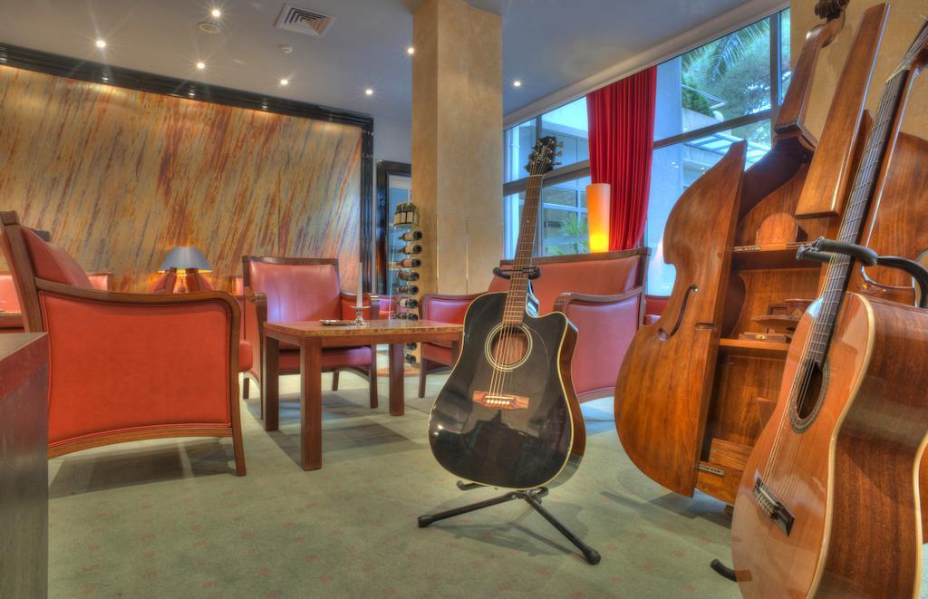 Hotel Rivijera Petrovac Ngoại thất bức ảnh